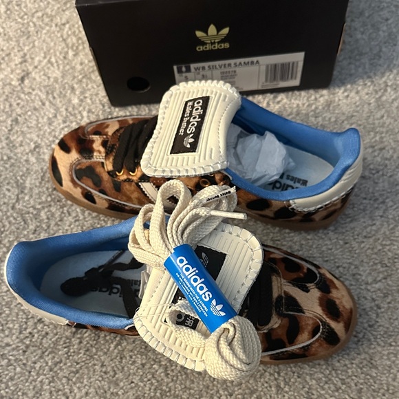 adidas Women's Leopard Print Samba Sneakers with Blue Collar - Picture 4 of 6